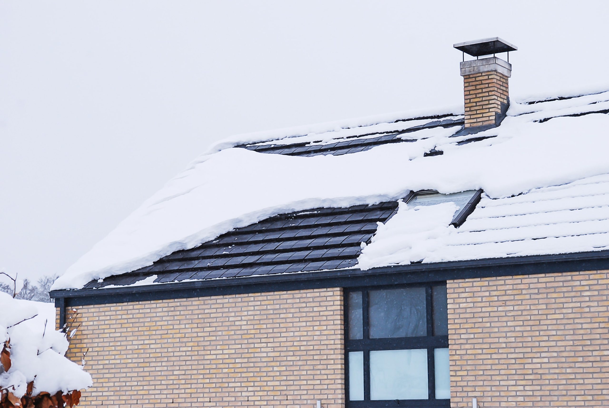 Is It Okay To Do Roofing in the Winter?